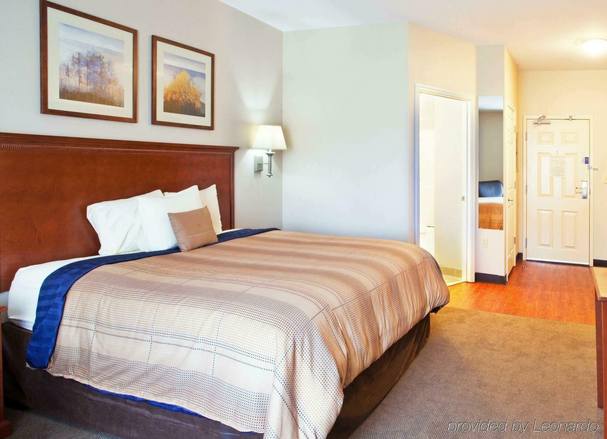Candlewood Suites Athens By Ihg Room photo